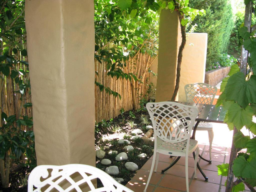 Casablanca Bed And Breakfast Стелленбос Экстерьер фото
